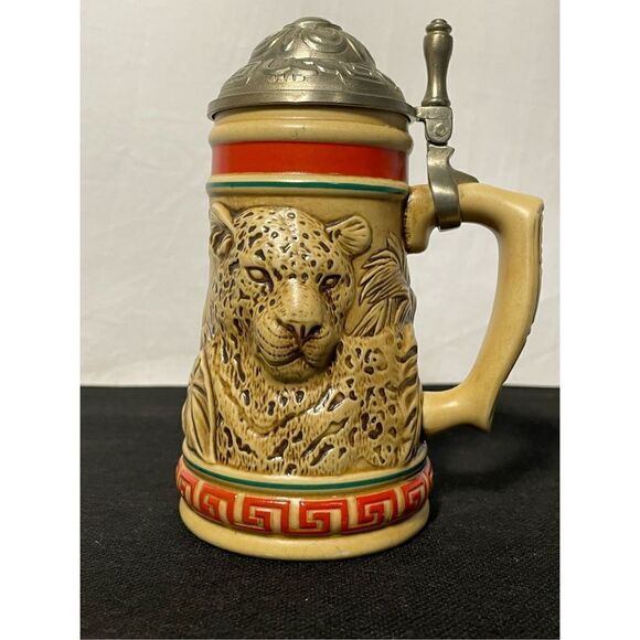 Small Stein, with jaguars engraved - Picture 4 of 10